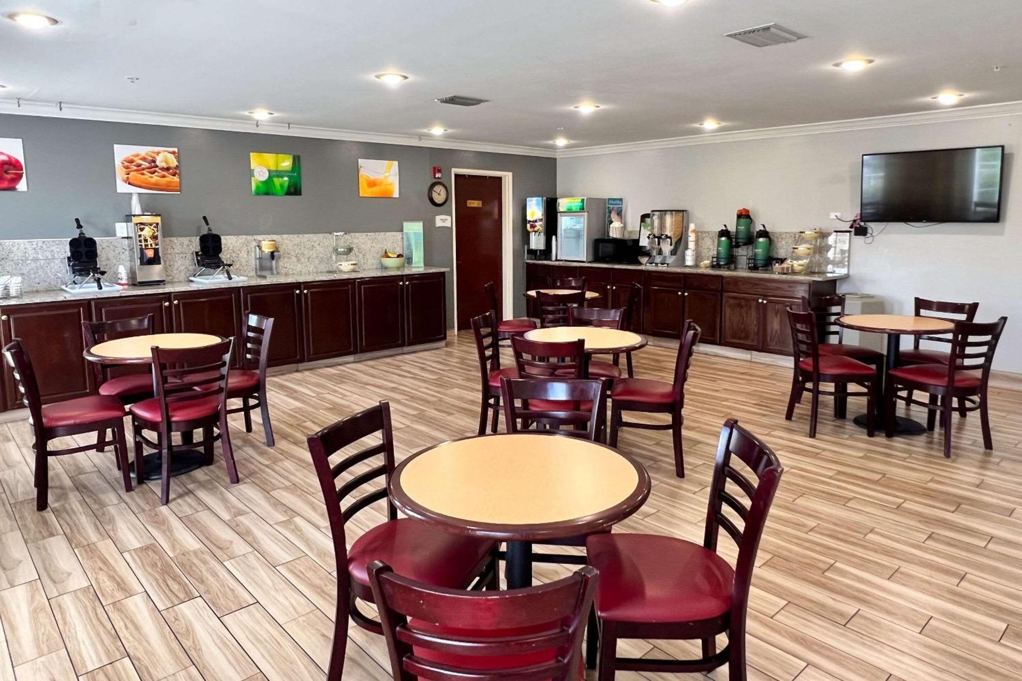 Quality Inn Gainesville I-75 Exterior photo